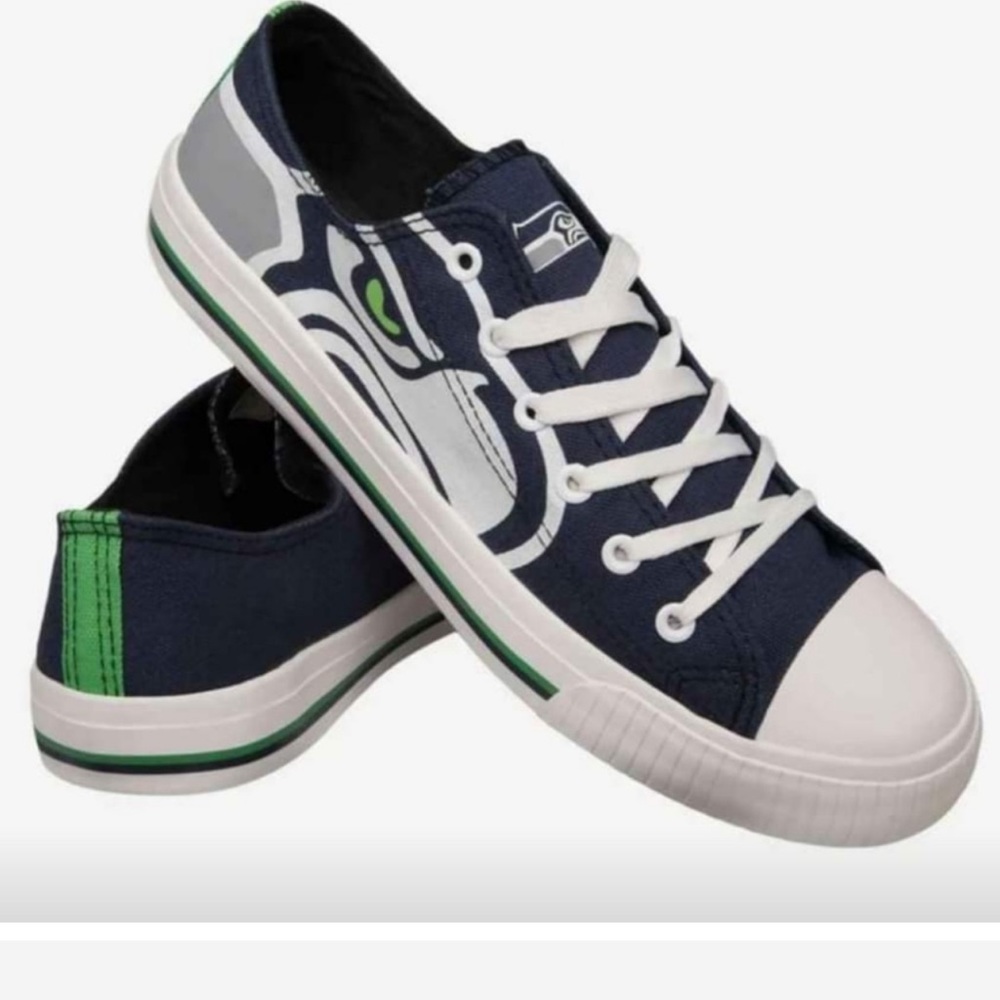 Foco Seattle Seahawks canvas low top sneaker unisex Mens size 9/Women’s size 7.5